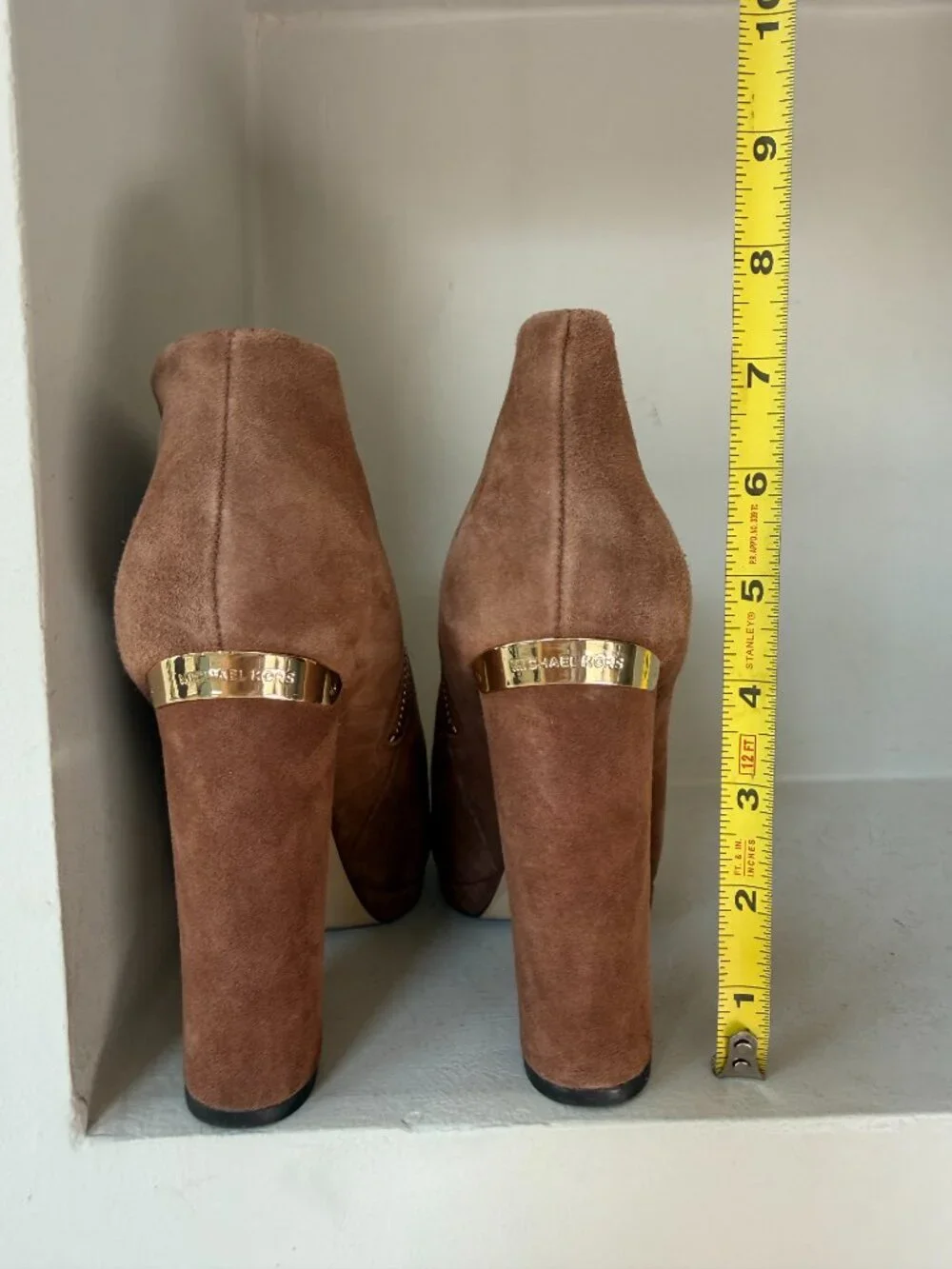 MICHAEL Michael Kors Brown Suede Platform Ankle Boots Booties 7.5 Gold